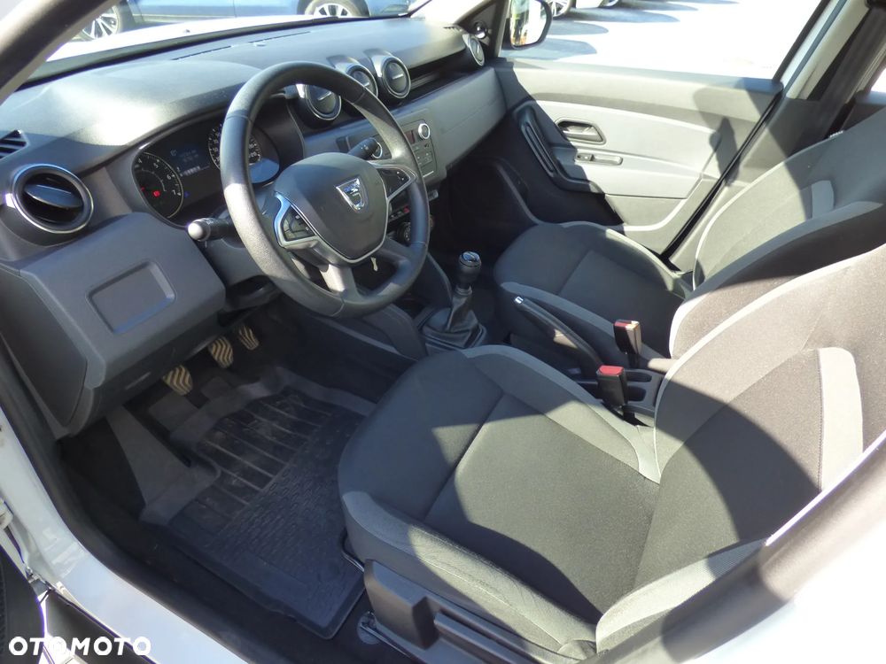 Dacia Duster 1.6 SCe S&S - 18