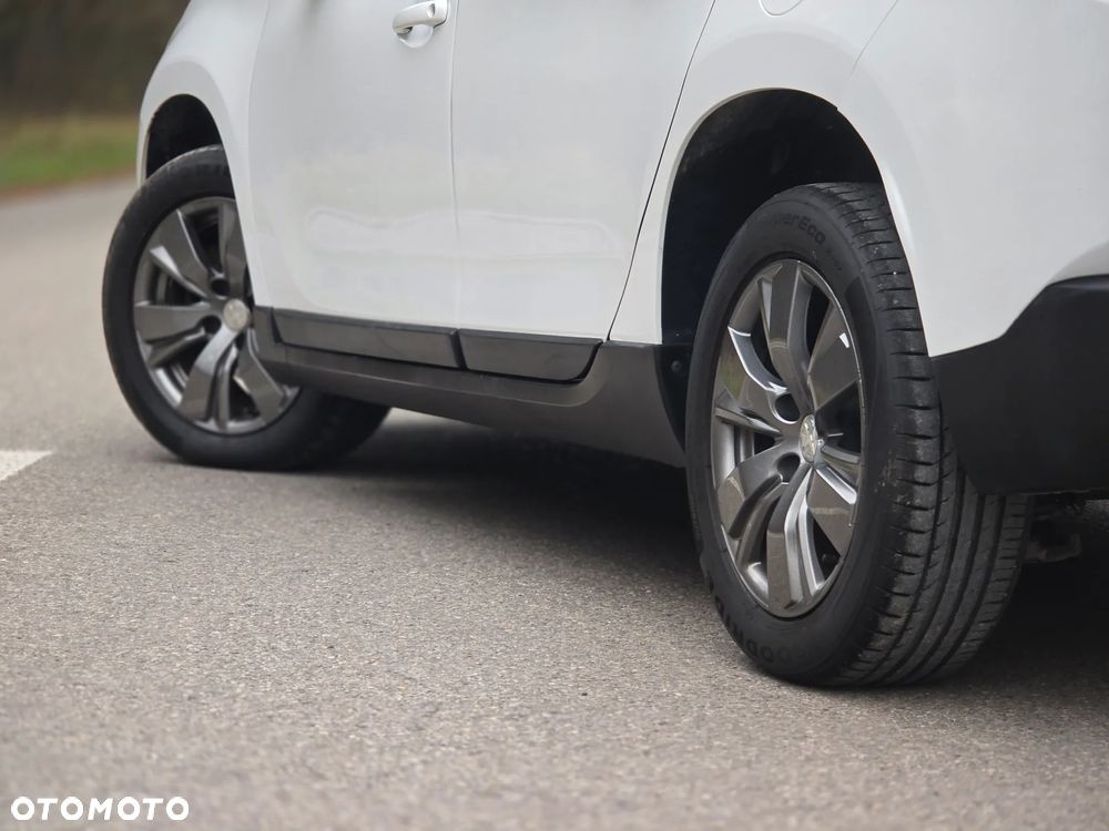 Peugeot 2008 BlueHDi 100 STOP & START Style - 34