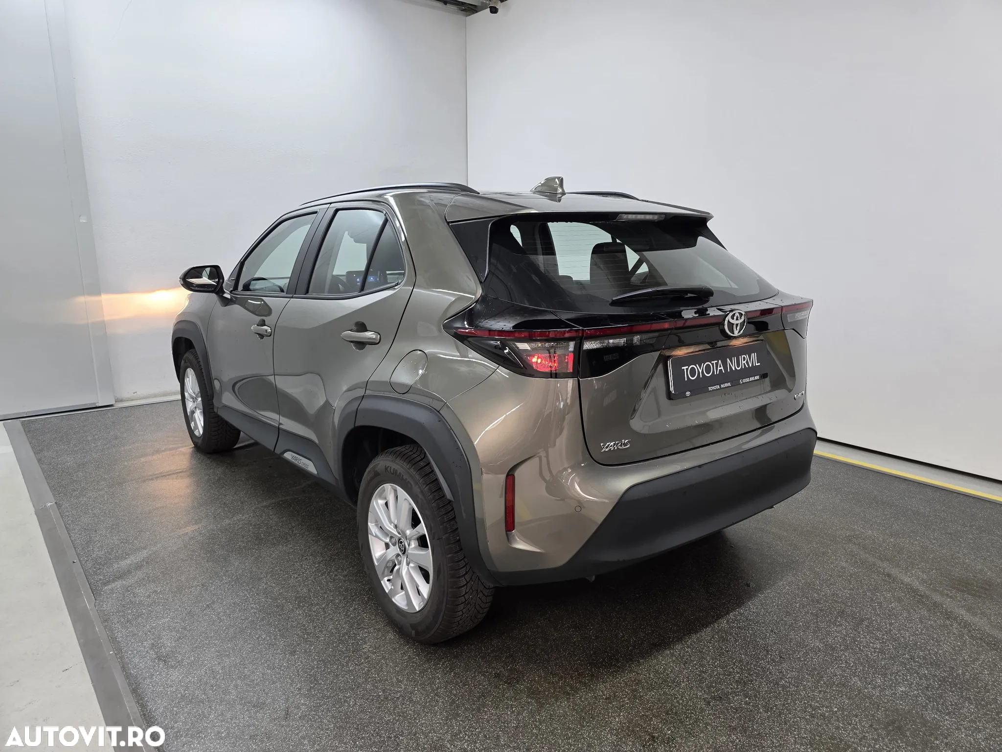 Toyota Yaris Cross 1.5 VVT-i HSD 116 4x2 HEV Business - 6