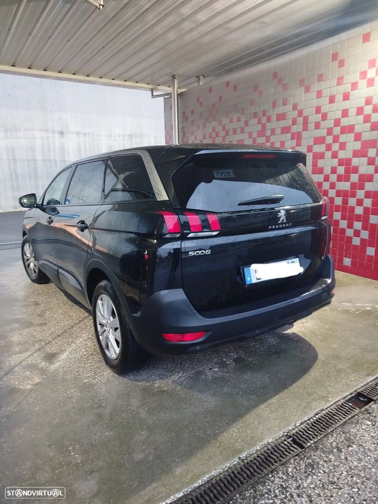 Peugeot 5008 2020 photo 4