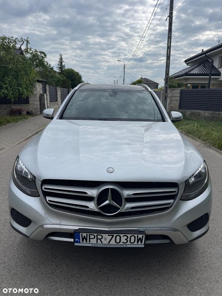 Mercedes-Benz GLC 300 4Matic 9G-TRONIC Exclusive - 9