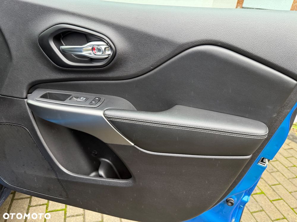 Jeep Cherokee 3.2 V6 Active Drive I Overland - 24