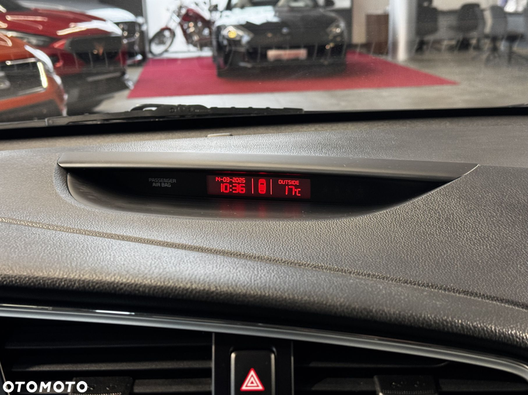 Kia Ceed - 21