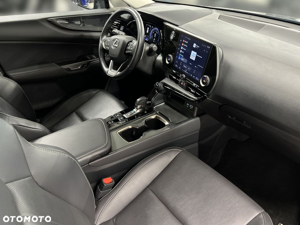 Lexus NX 350h Business AWD - 10
