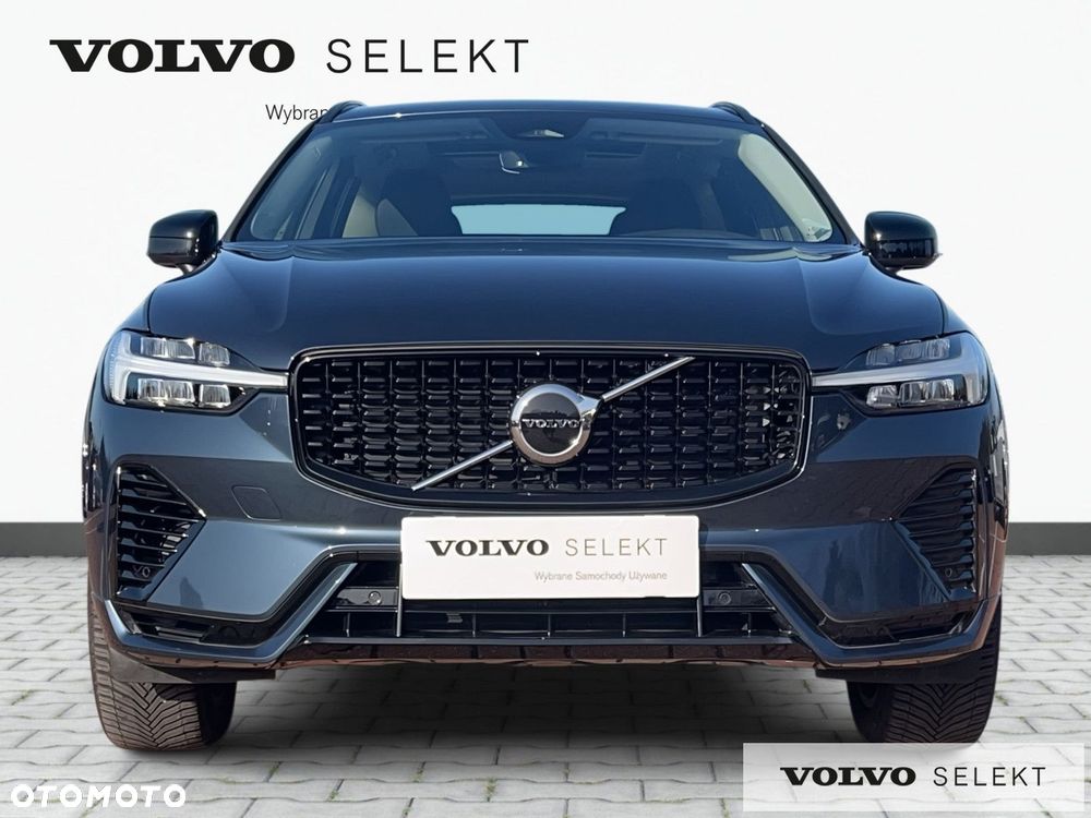 Volvo XC 60 T6 Plug-In Hybrid AWD Plus Dark - 3