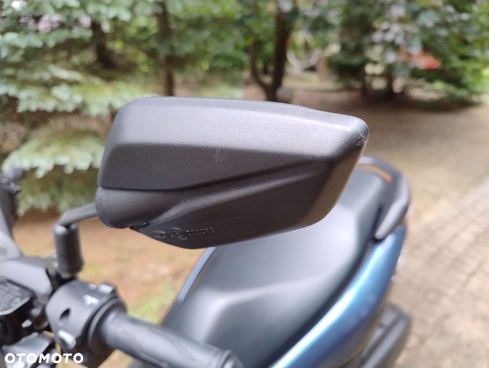 Yamaha NMAX - 23