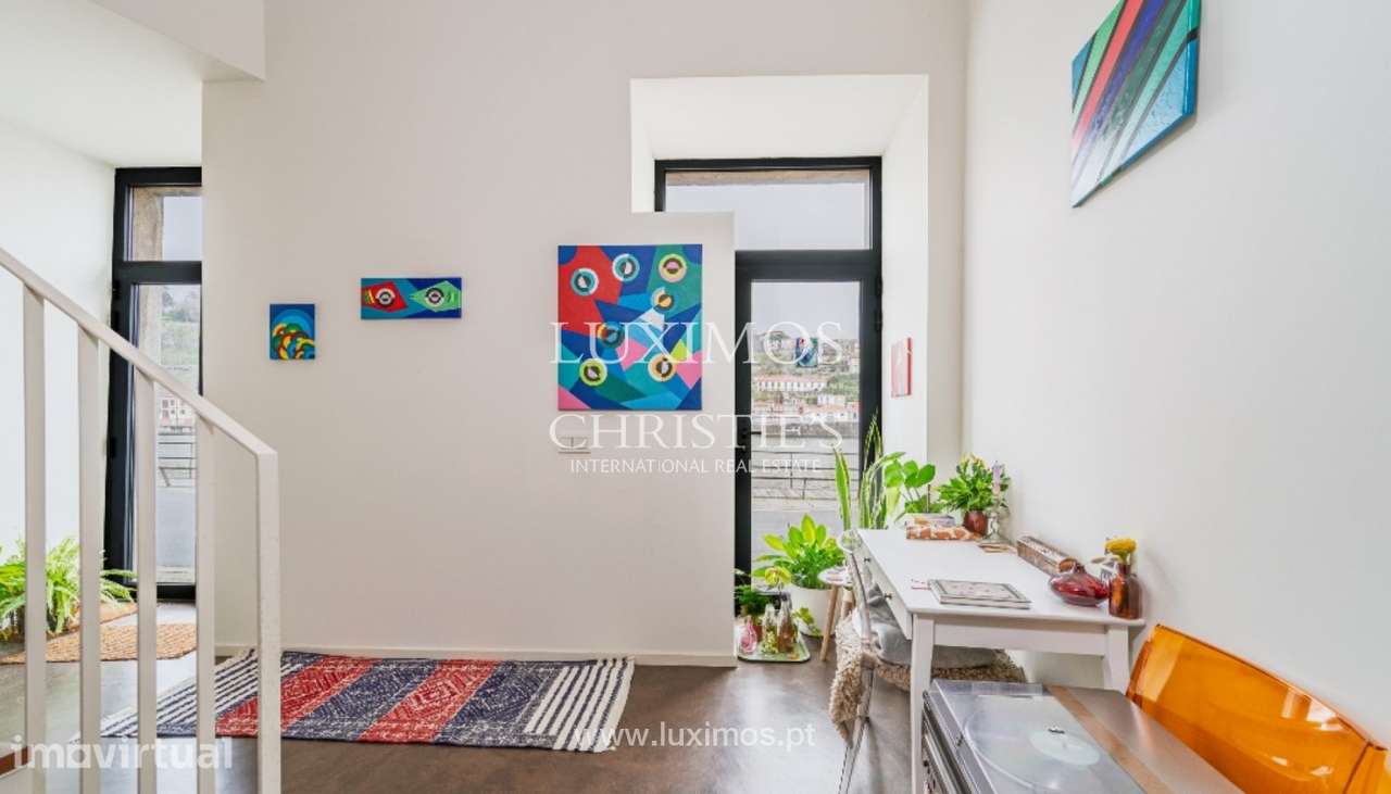 Apartamento T1 Duplex com vistas de rio à venda na marginal de Gaia - Grande imagem: 4/25