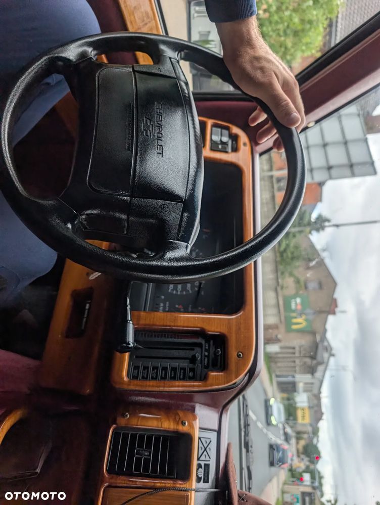 Chevrolet Astro - 10