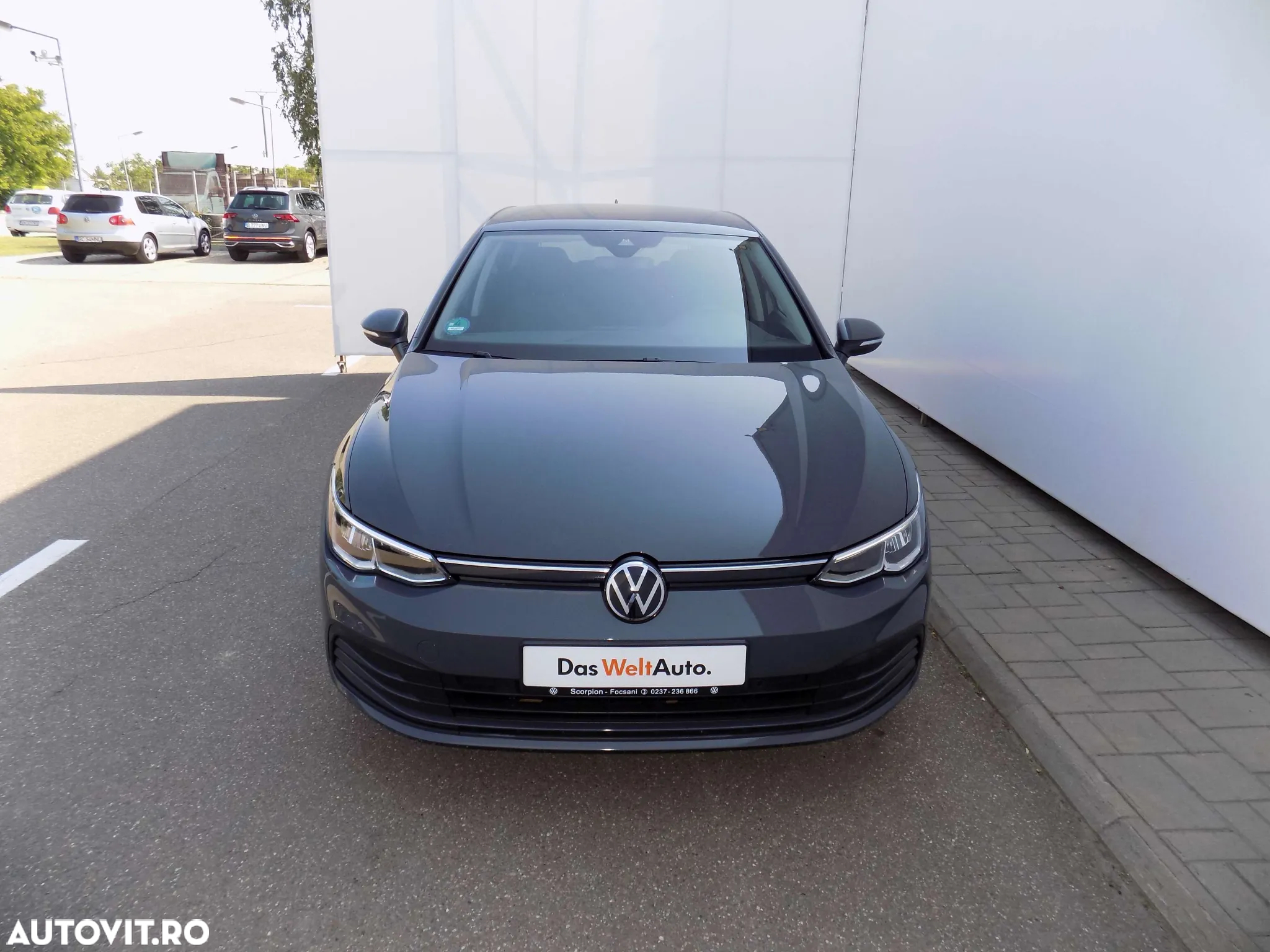 Volkswagen Golf 2.0 TDI DSG Life - 9