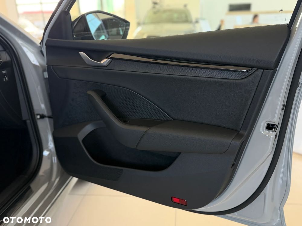 Skoda Octavia 2.0 TSI Sportline 4x4 DSG - 20