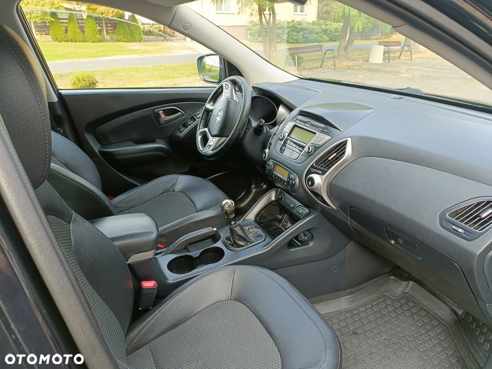 Hyundai ix35 2.0 CRDi 4WD Premium - 13