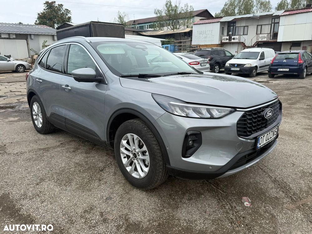 Ford Kuga 1.5 EcoBoost A8 FWD Titanium - 10
