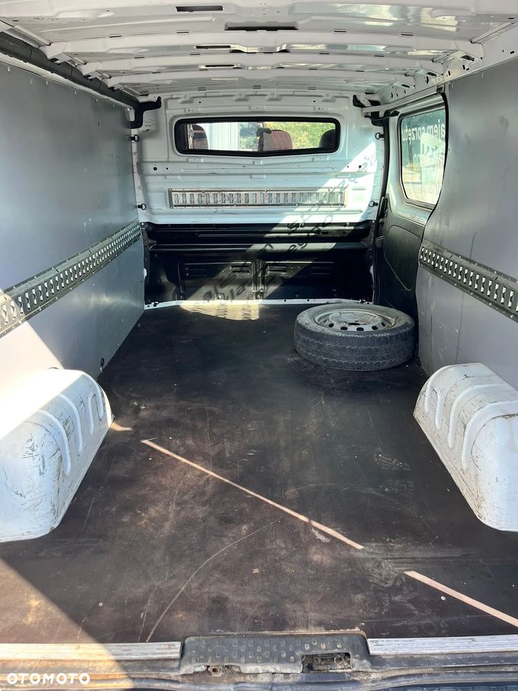 Renault Trafic - 8