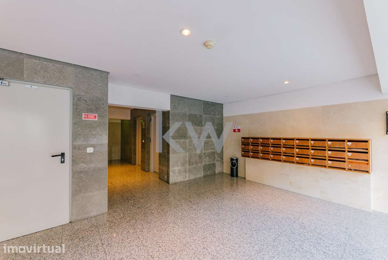 Espaço Comercial - NEGOCIÁVEL  na  Rua Shegundo Galarza com lugar parq - Grande imagem: 5/35