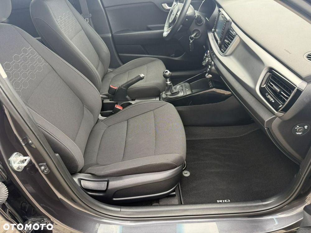 Kia Rio 1.2 Spirit - 11