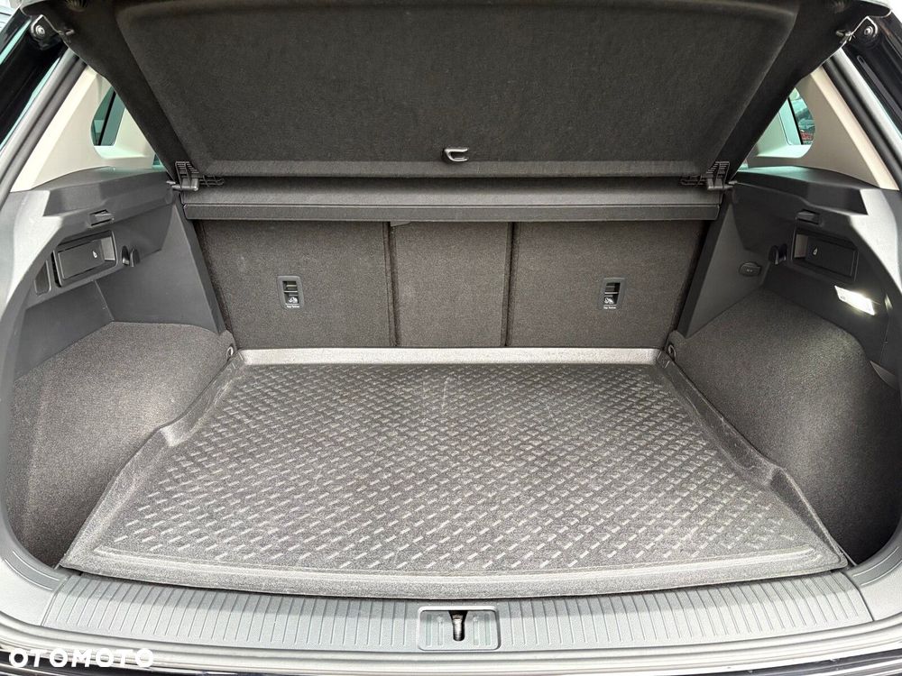 Volkswagen Tiguan - 18