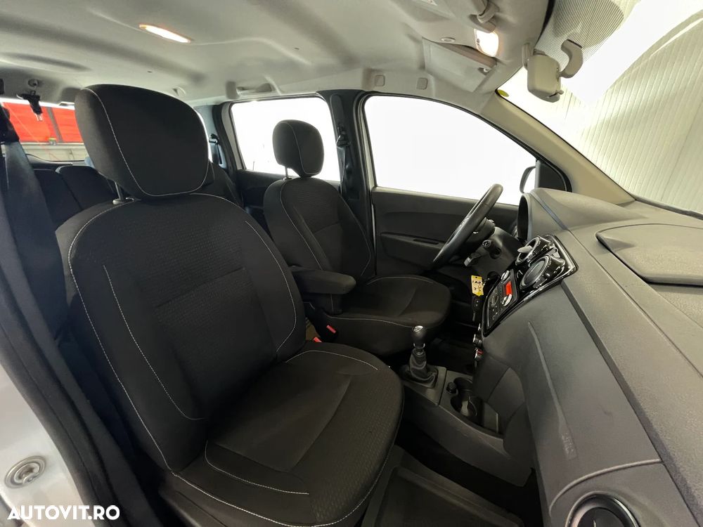 Dacia Lodgy 1.5 Blue dCi Laureate - 11