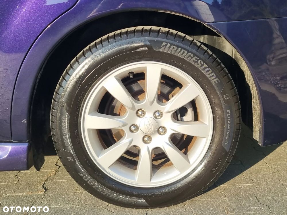 Subaru Legacy 2.0i Comfort Navi - 12