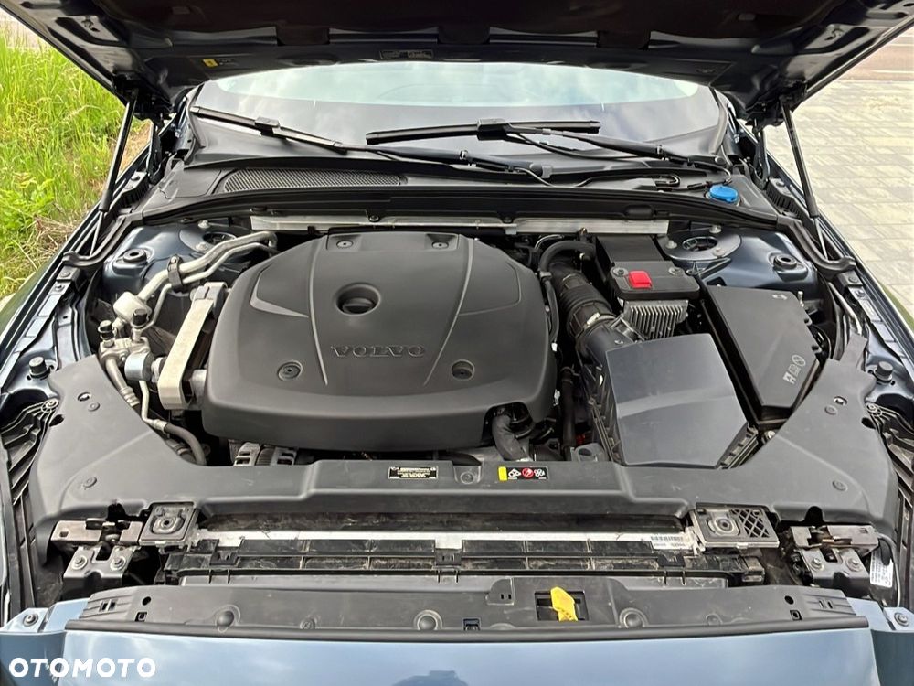 Volvo S60 T6 AWD Momentum Pro - 28