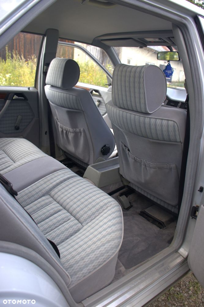 Mercedes-Benz W124 (1984-1993) - 5