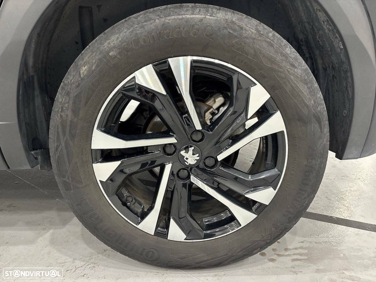 Peugeot 2008 1.2 PureTech Allure - 11