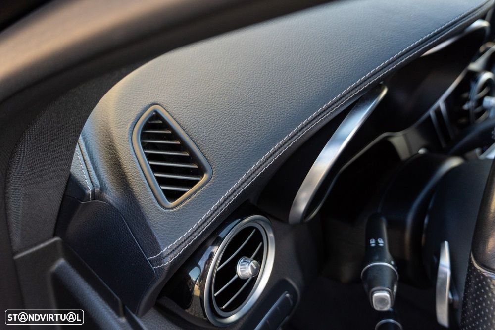 Mercedes-Benz GLC 220 d 4Matic 9G-TRONIC AMG Line - 51