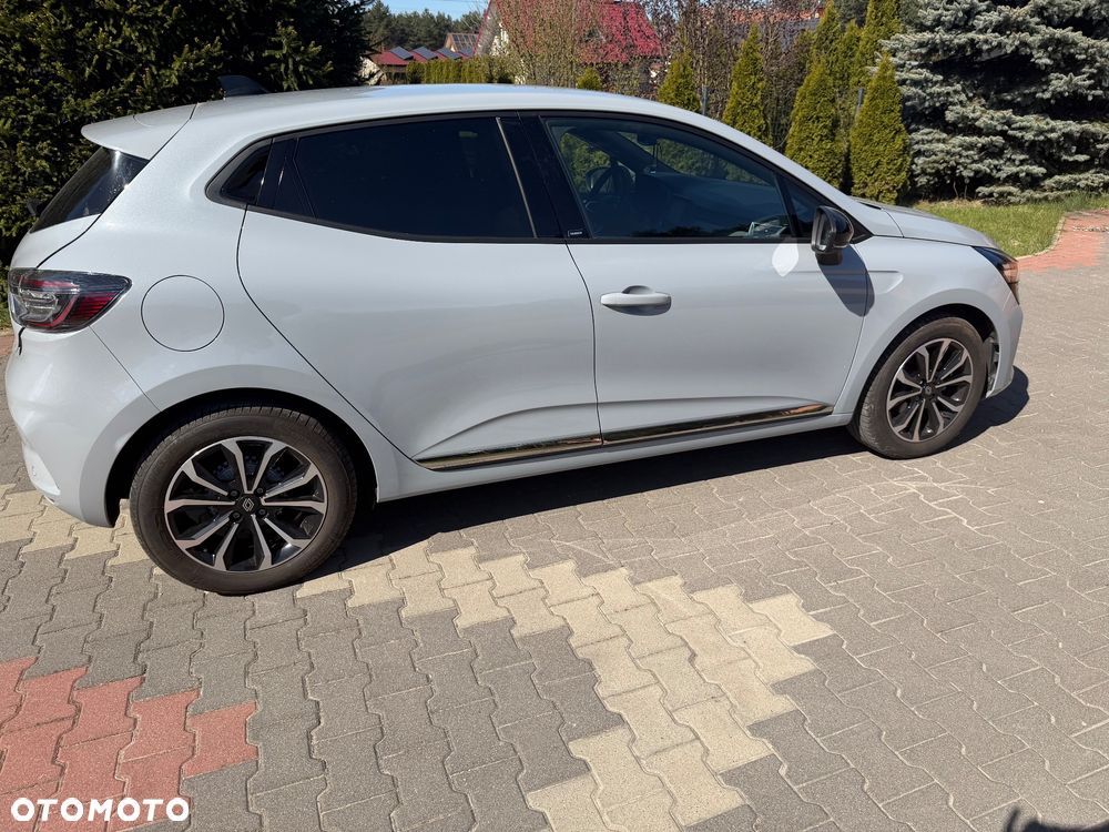 Renault Clio 1.0 TCe Techno - 8