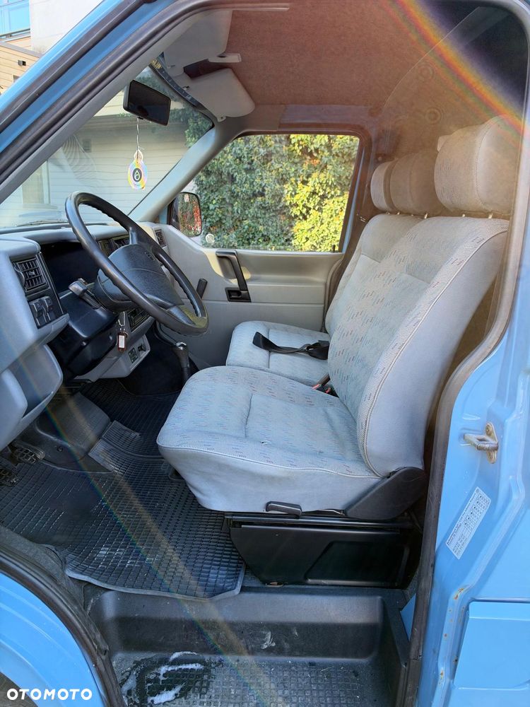 Volkswagen Transporter T4 SYNCRO - BLOKADA - 22