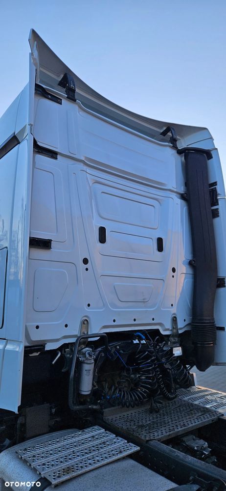 Mercedes-Benz Actros 1851 - 4
