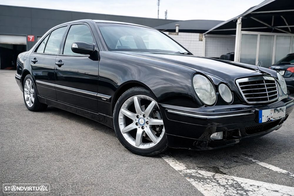 Mercedes-Benz E 220 - 2