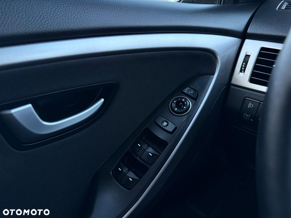 Hyundai i30 1.4 Premium - 36