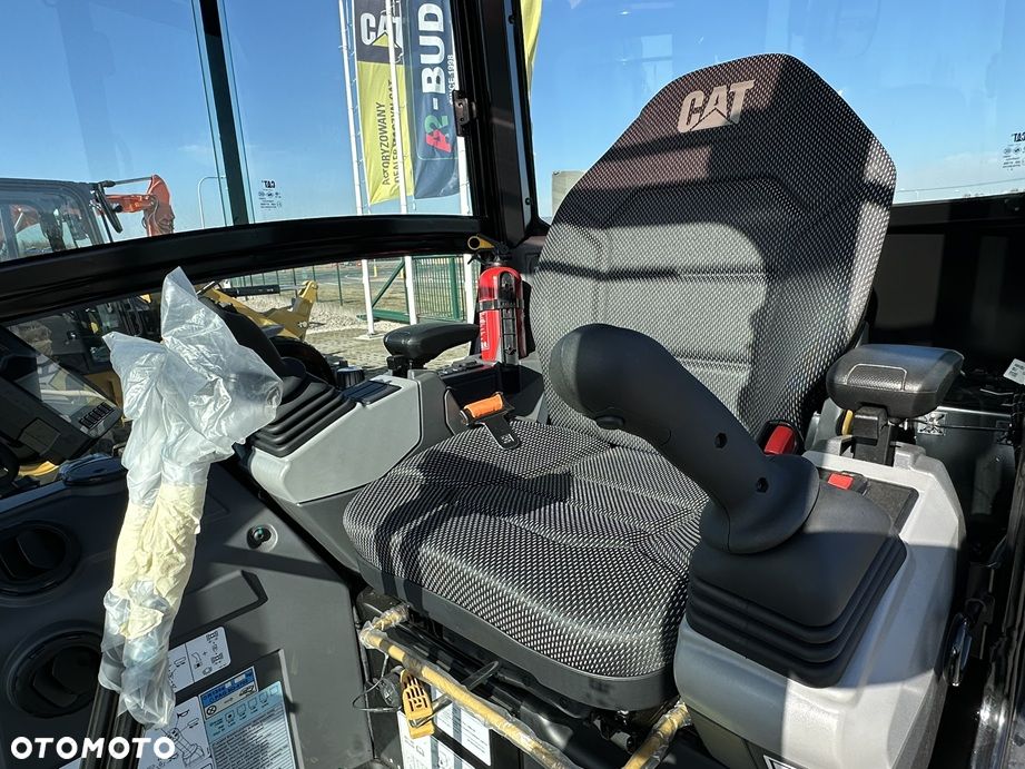 Caterpillar 302.7 CR - 38