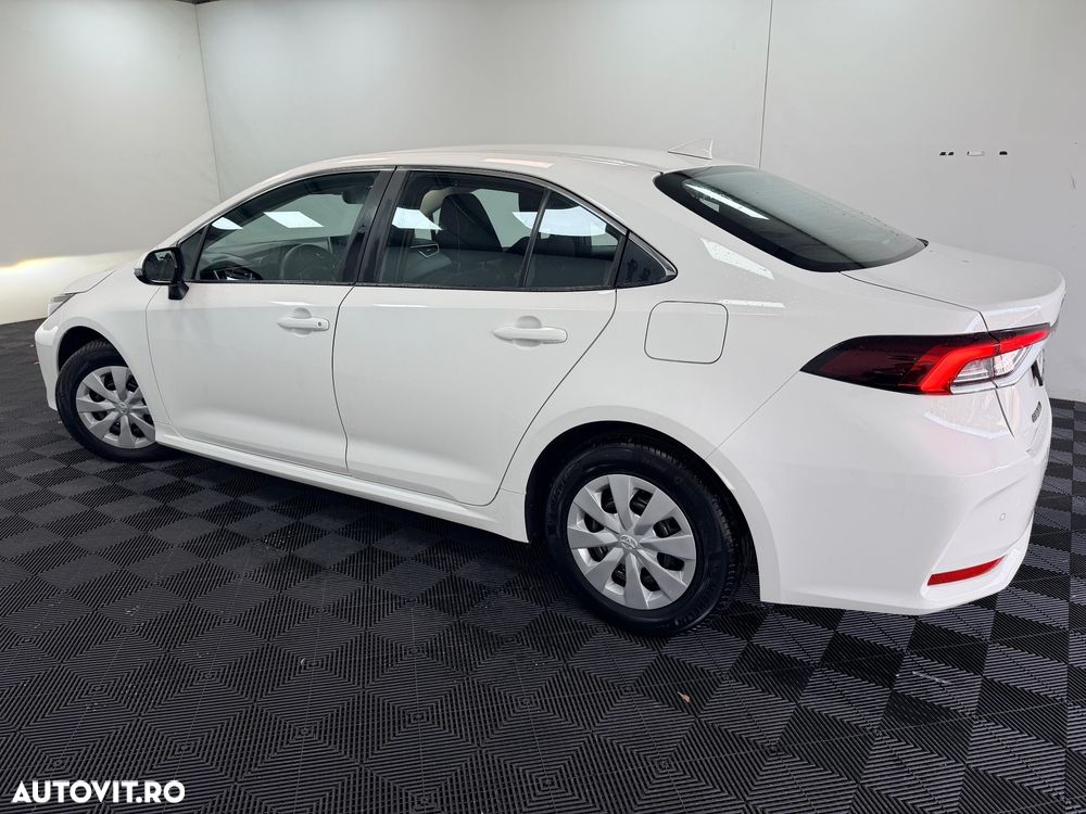 Toyota Corolla 1.8 HSD Business - 14