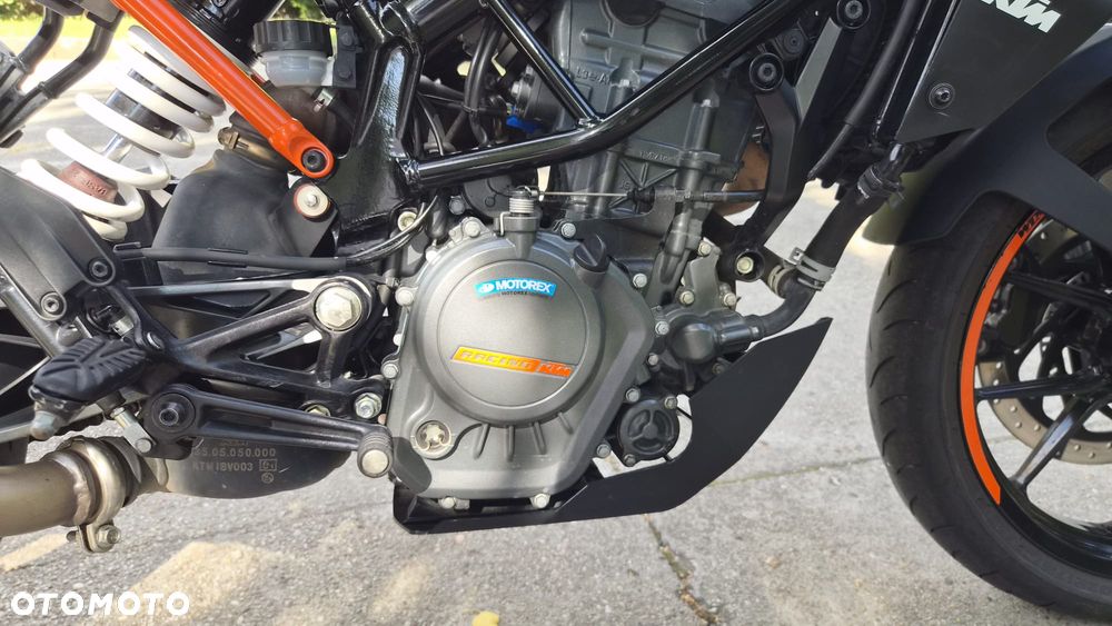 KTM Duke 125 - 9