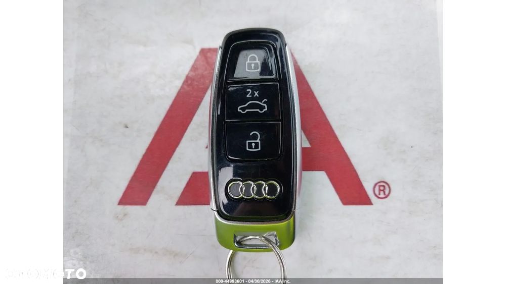 Audi Q8 55 TFSI quattro tiptronic - 14