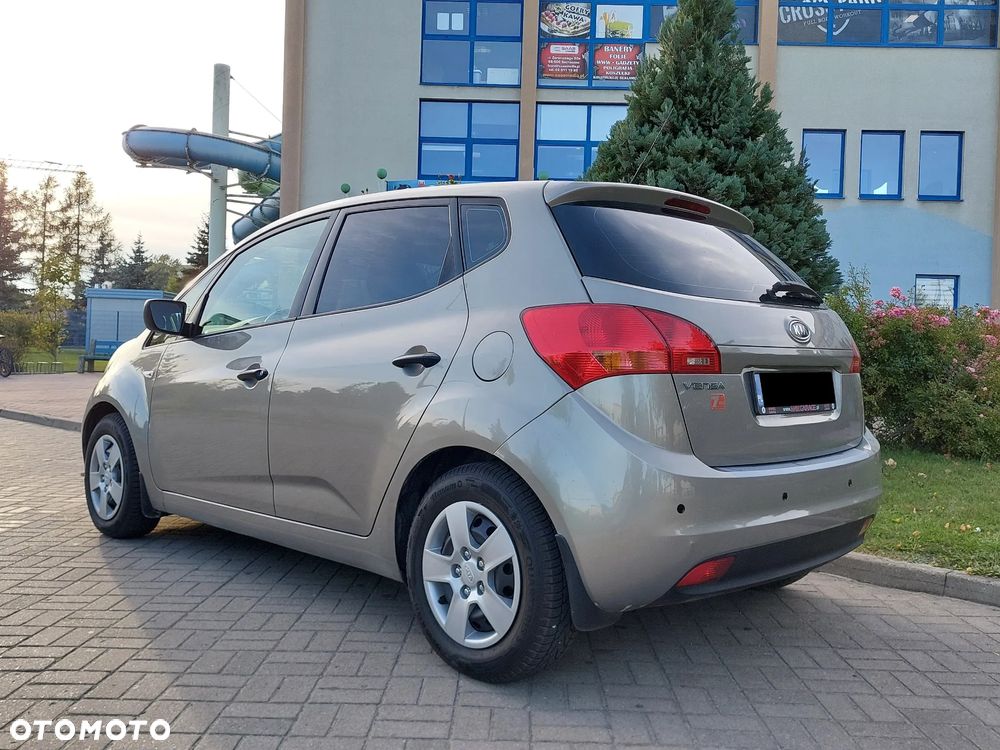 Kia Venga 1.4 M - 4