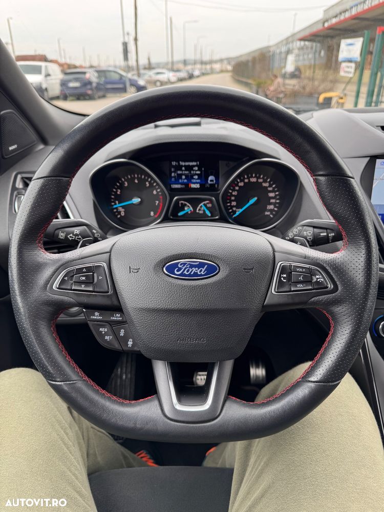 Ford Kuga 1.5 EcoBoost 4x4 Aut. ST-Line - 11