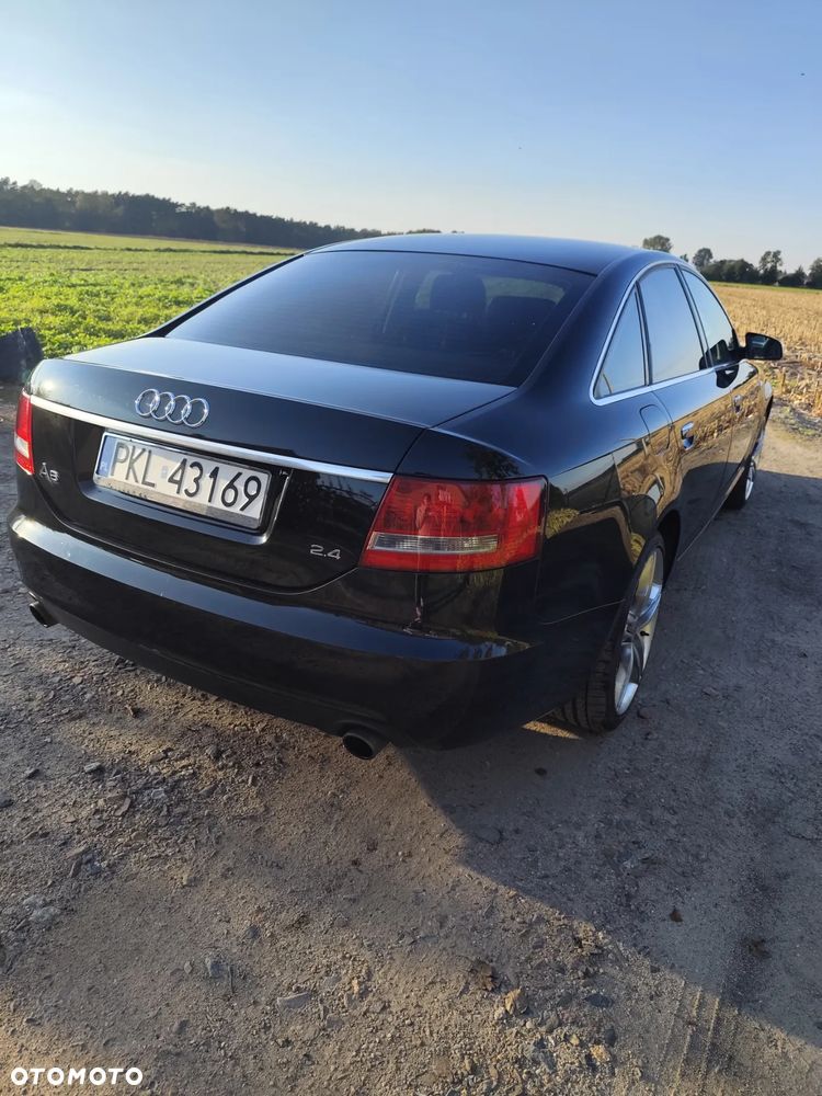 Audi A6 - 4