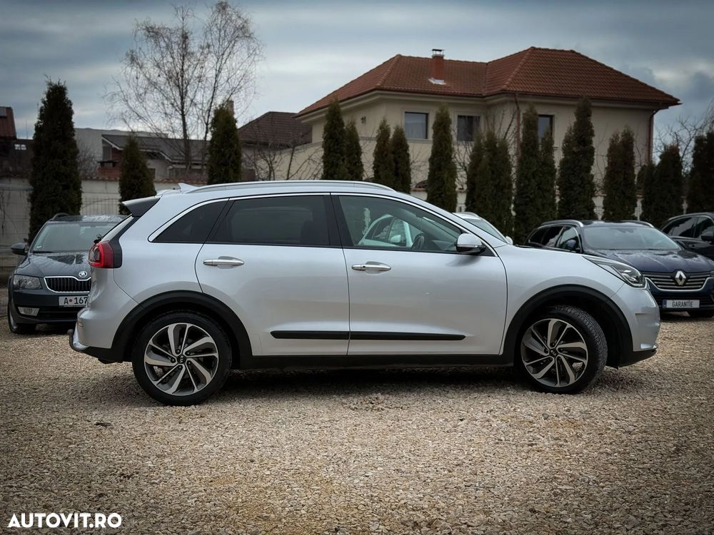 Kia Niro 1.6 GDI HEV 2WD OPF Aut. Edition 7 - 3