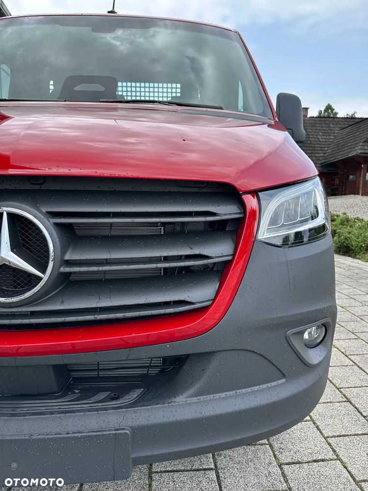 Mercedes-Benz Sprinter - 30