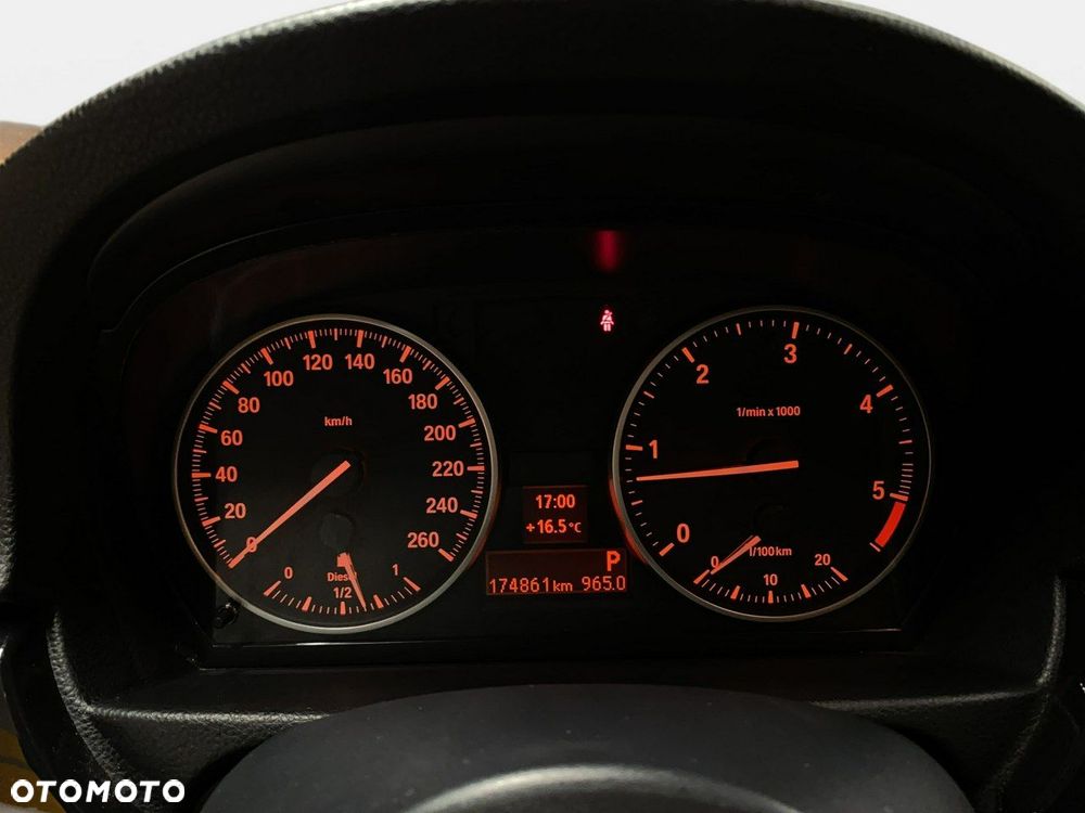 BMW Seria 3 - 26
