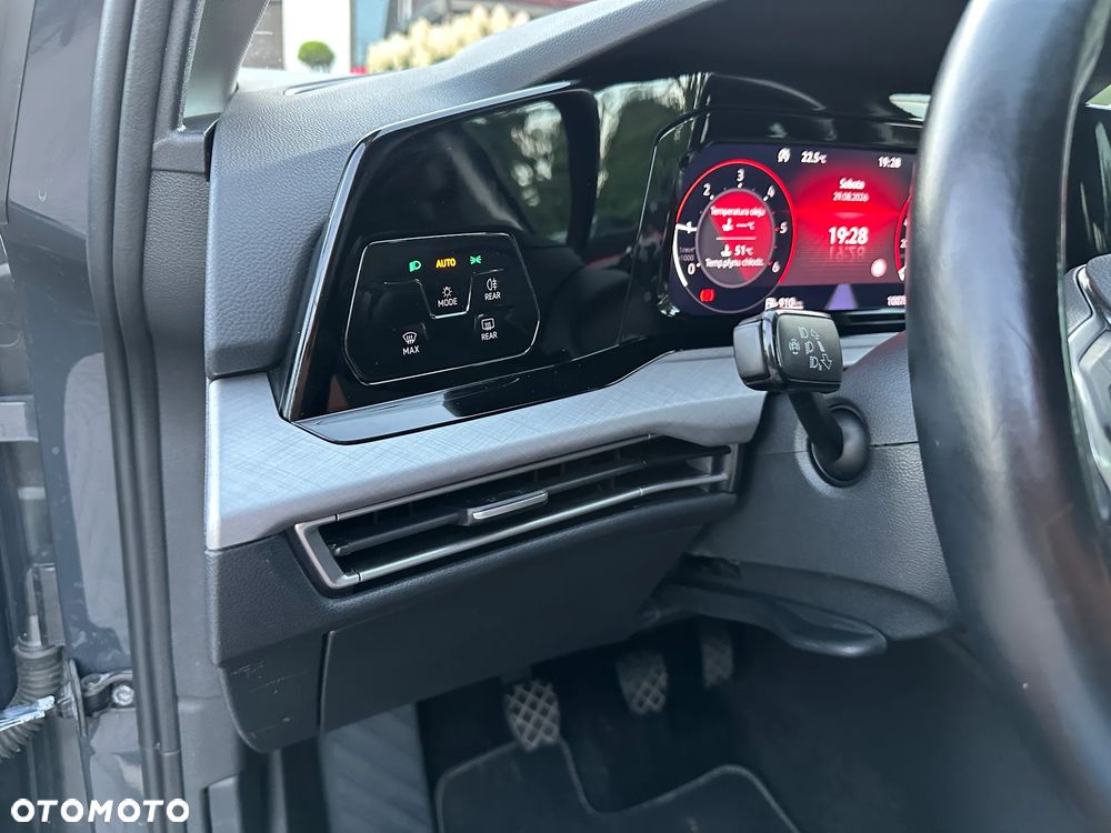 Volkswagen Golf - 19
