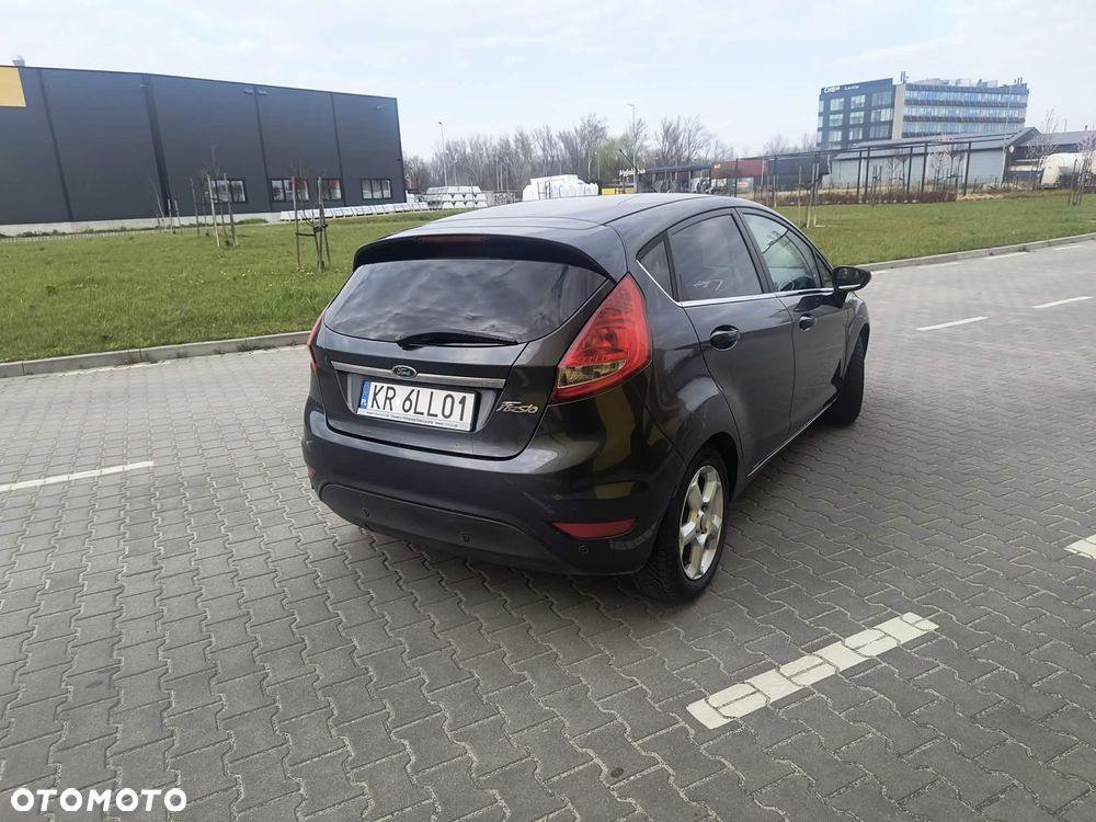 Ford Fiesta 1.4 Titanium - 3