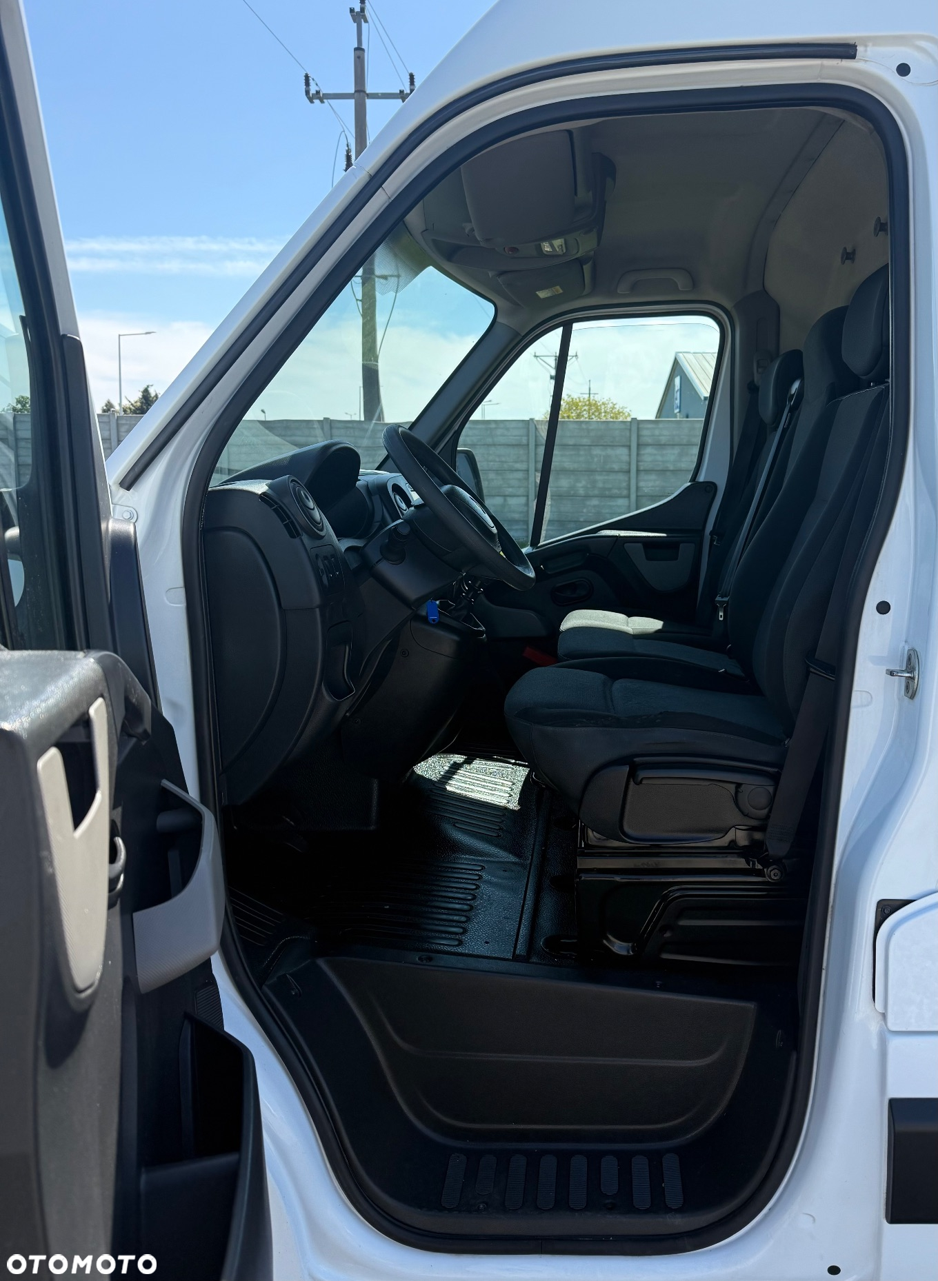 Renault MASTER L2H2 GWARANCJA, klima, hak, navi, tempomat czujniki pdc halogeny - 17