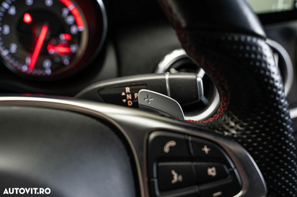 Mercedes-Benz GLA 250 7G-DCT AMG Line - 21