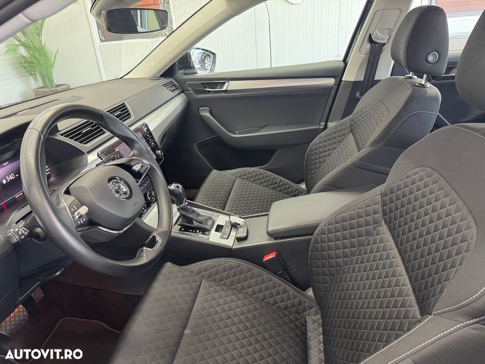 Skoda Superb 2.0 TDI DSG Ambition - 8