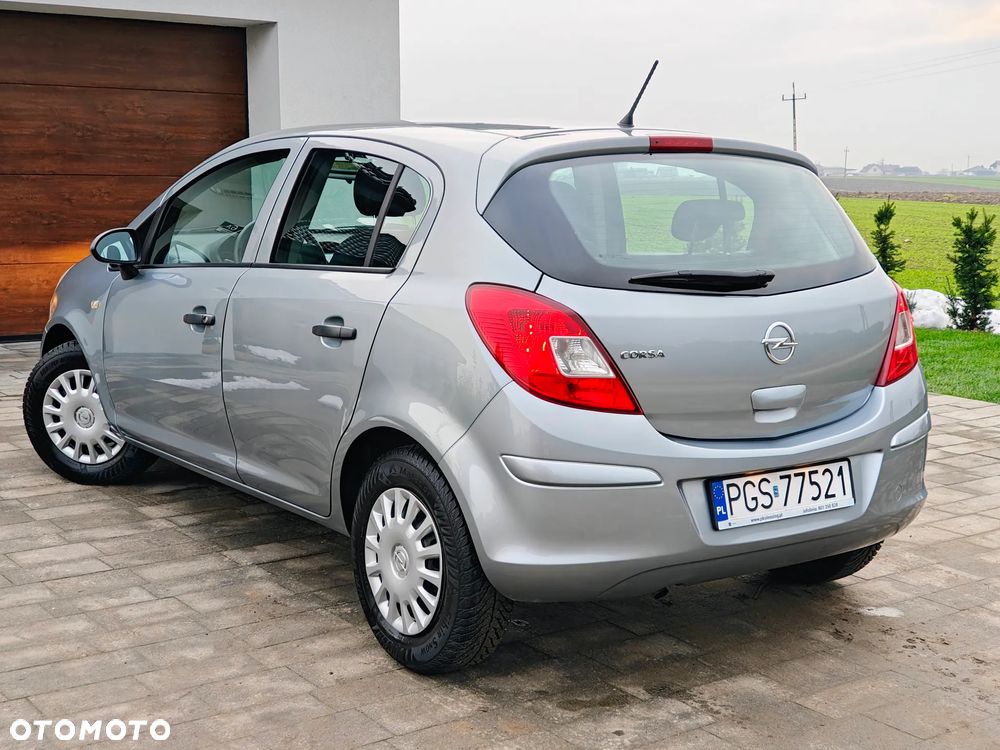 Opel Corsa 1.2 16V Edition / Active - 6