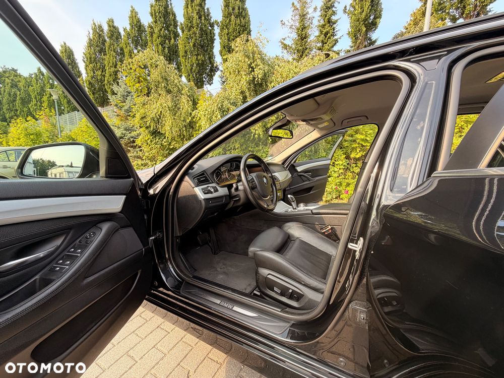 BMW Seria 5 520d - 15