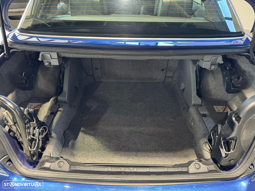 BMW 320 d Cabrio Auto - 16