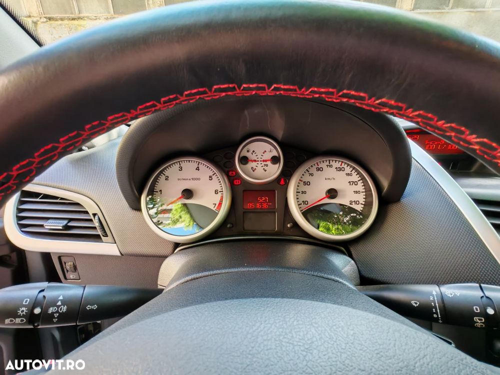 Peugeot 207 1.4 E Acces - 17